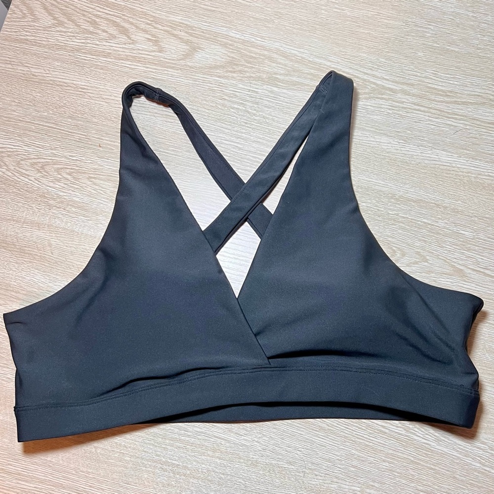 Pure Navy | Black Sport Bra